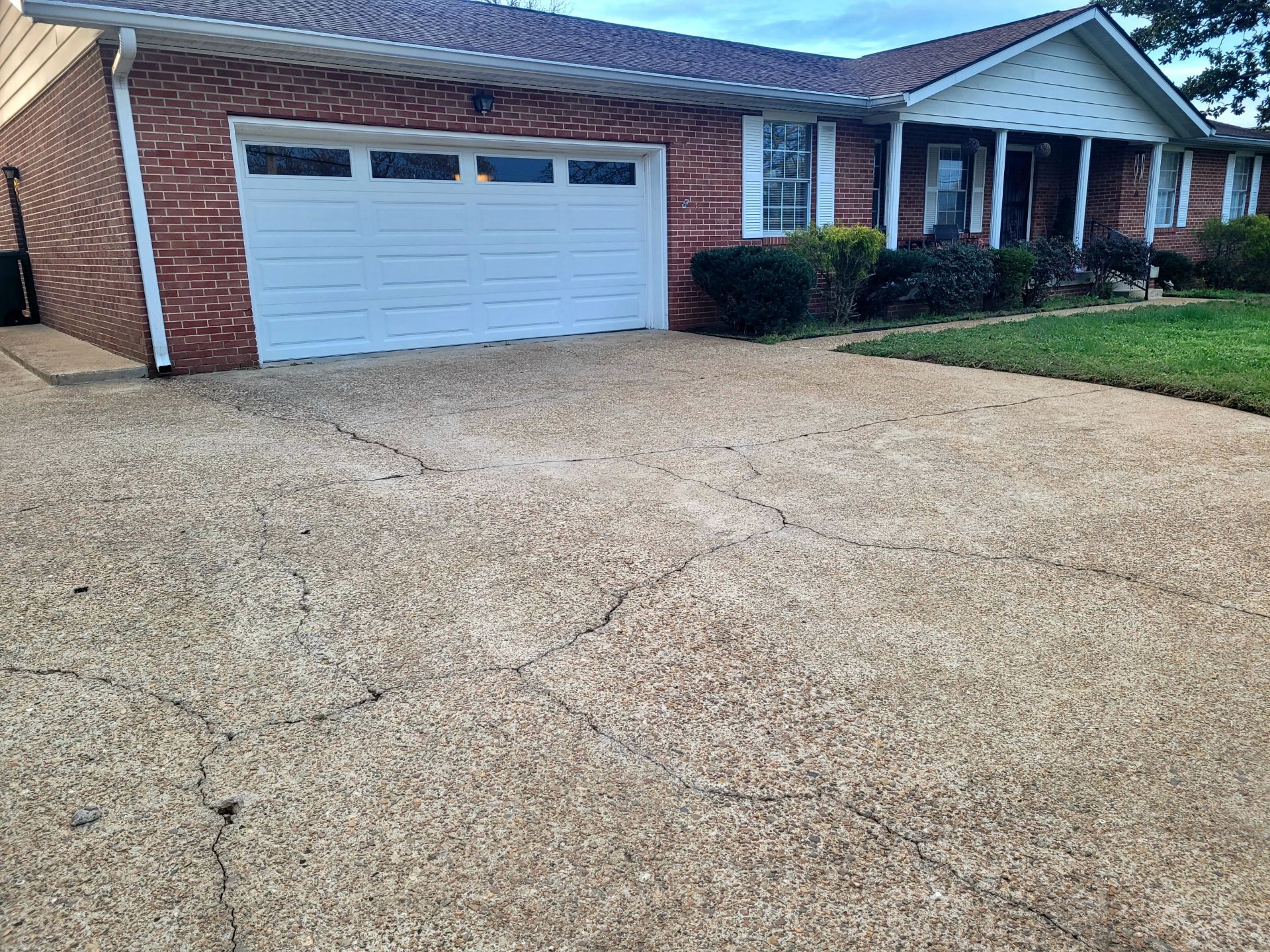 Detail Driven Driveway Cleaning in Chattanooga, TN!